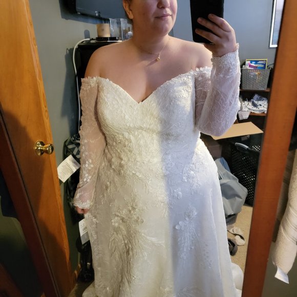 NWT 18W Oleg Cassini Wedding Dress - Picture 6 of 8